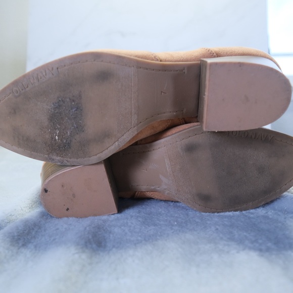 Old Navy Faux Suede Boots Gorpcore Zip Up Camel Western 3” heel Sz 7 - Picture 6 of 9
